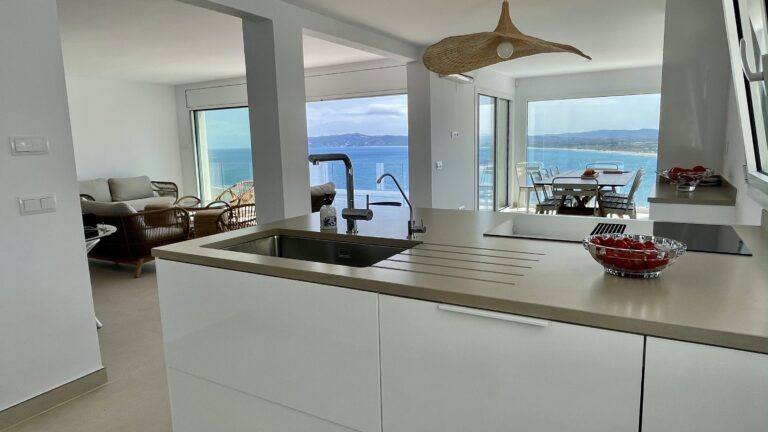 luxury holiday villa in l’estartit 17